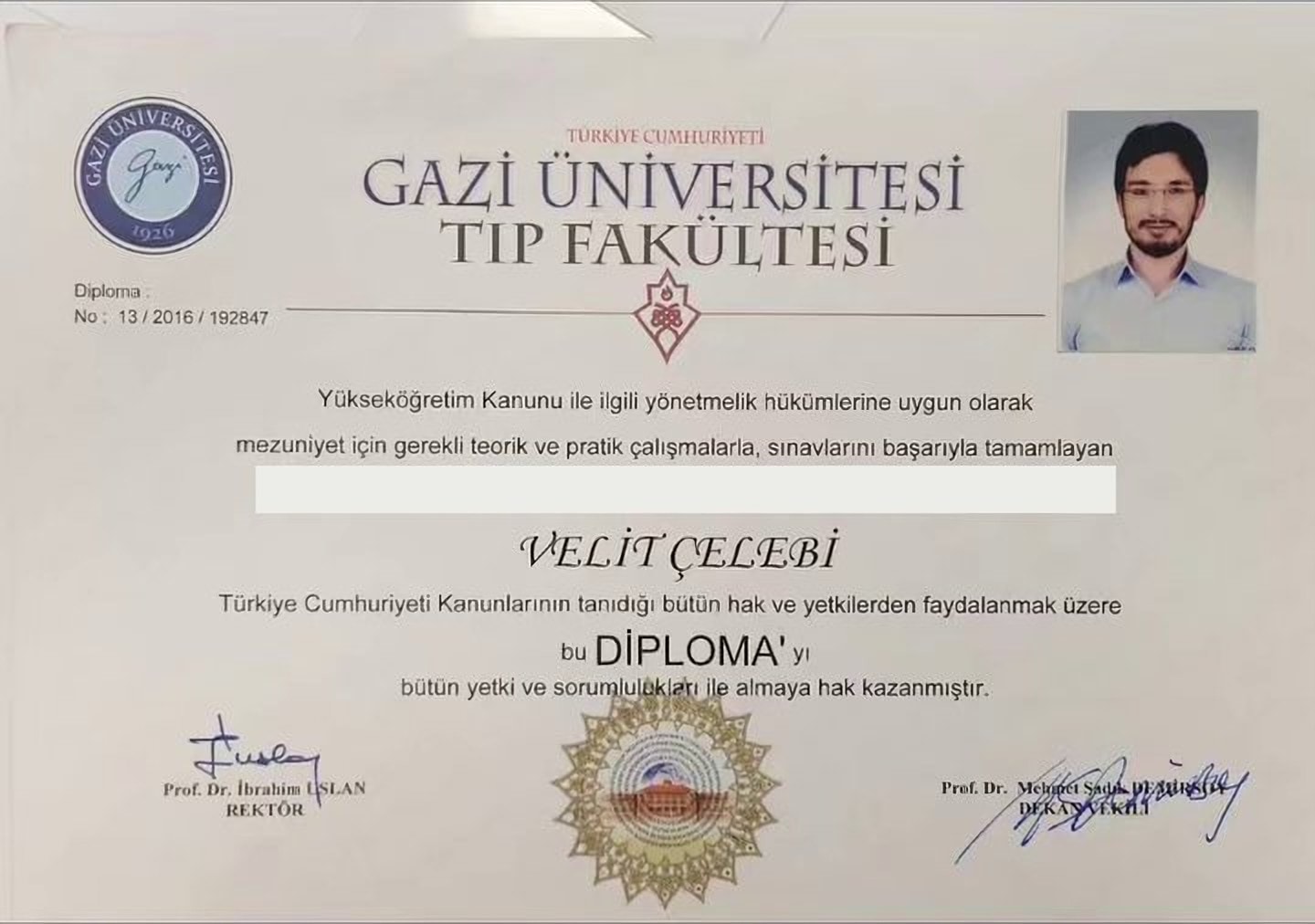 Gazi Üniversitesi Tıp Fakültesi Diploması belgesi — küçük önizleme